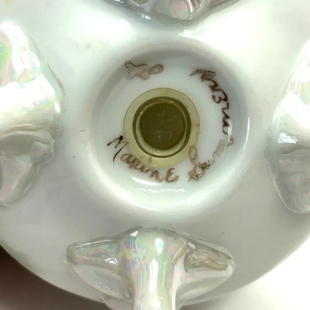 Vintage Handpainted Signed Ceramic/Porcelain Rose Hatpin‎ Holder/Powder Shaker